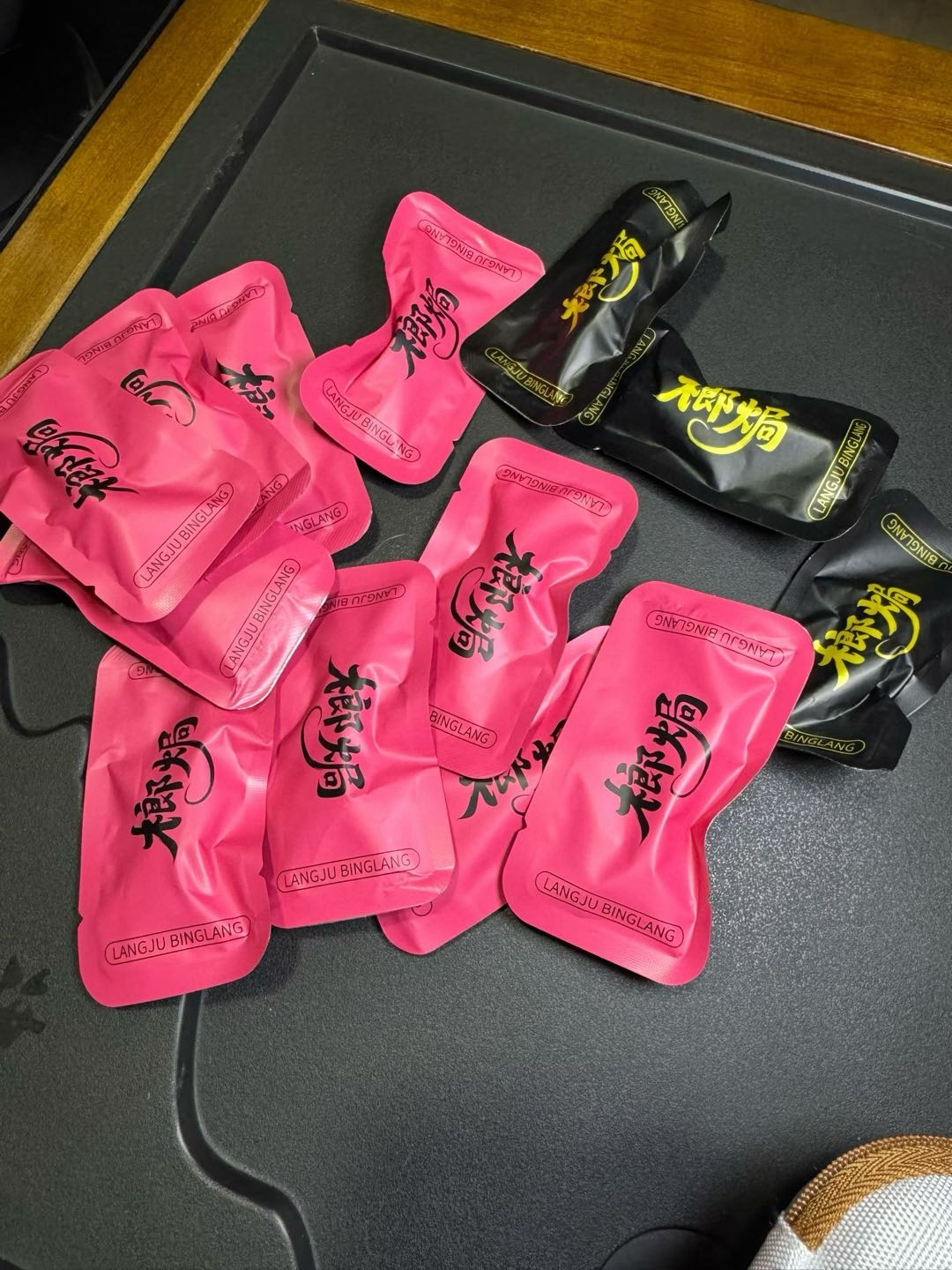 王泽鹏寻找销货渠道，线上线下，网络直播等合作