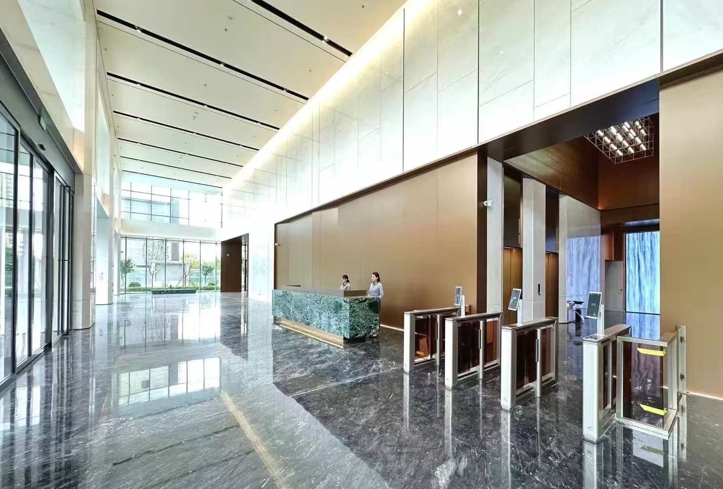 肖佳熠找合伙人