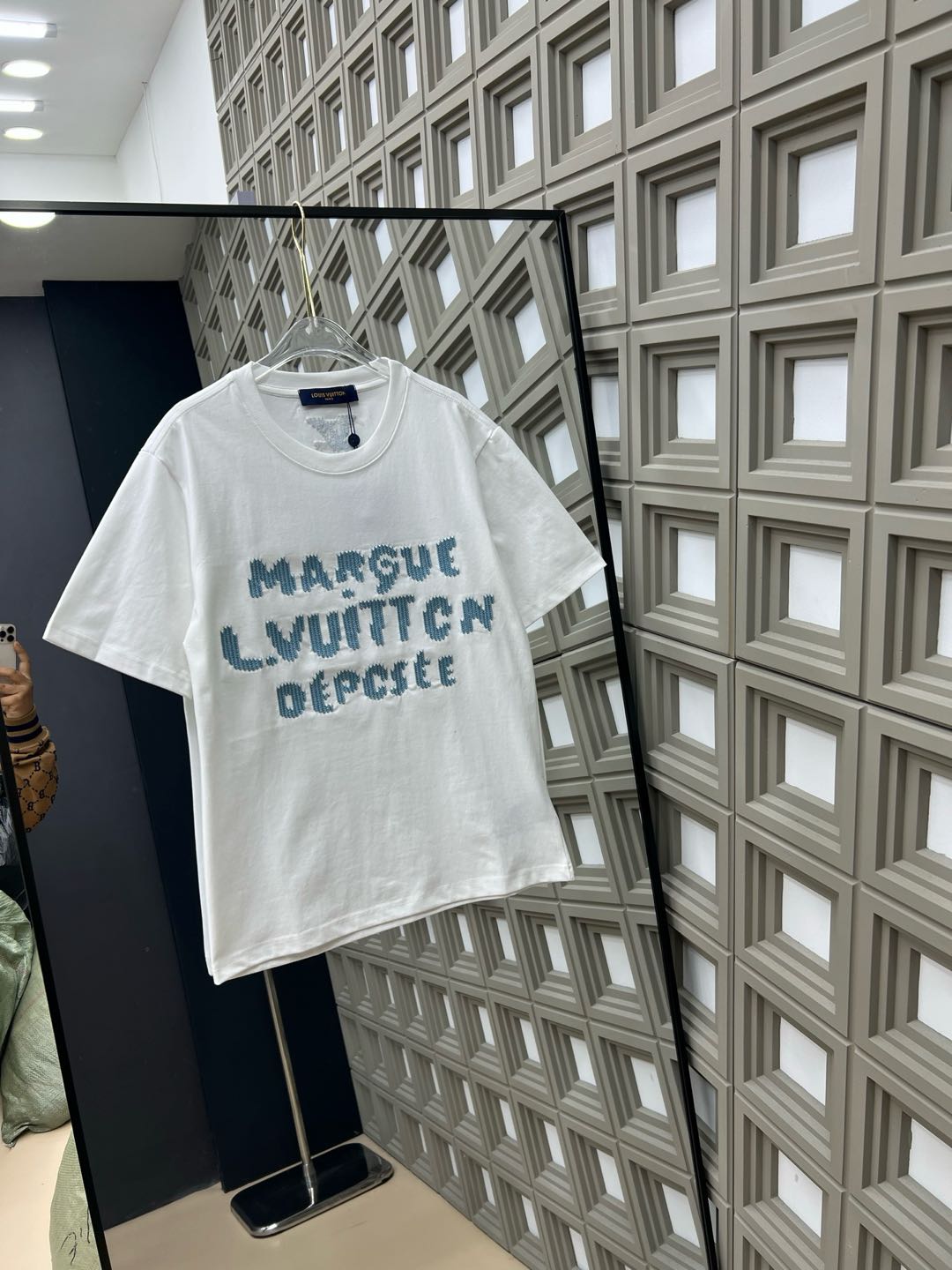 唐先生品牌货源免费带你入门服装行业 不收费 低价拿货