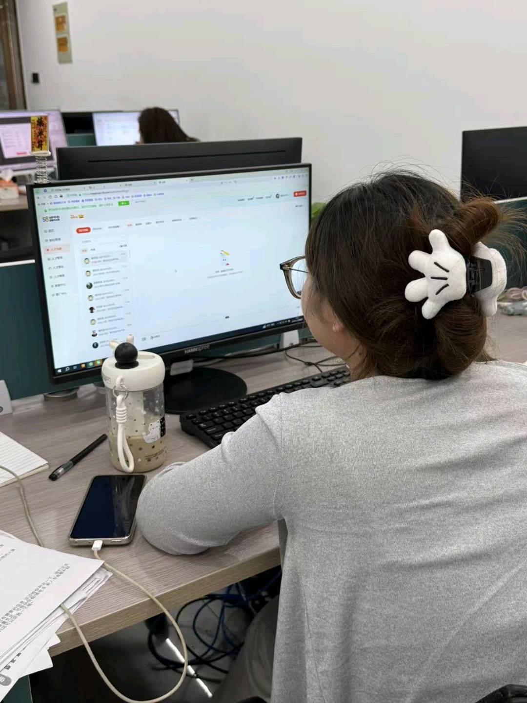 陈先生找合伙人轻资产创业优选 线上人力工作室,全套运营落地扶持