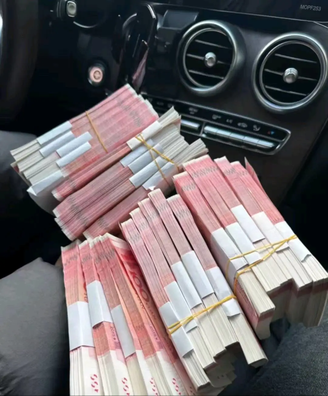 薛松推广团队大团队找一手绿色商家!按人头费来算!每天可上百人!