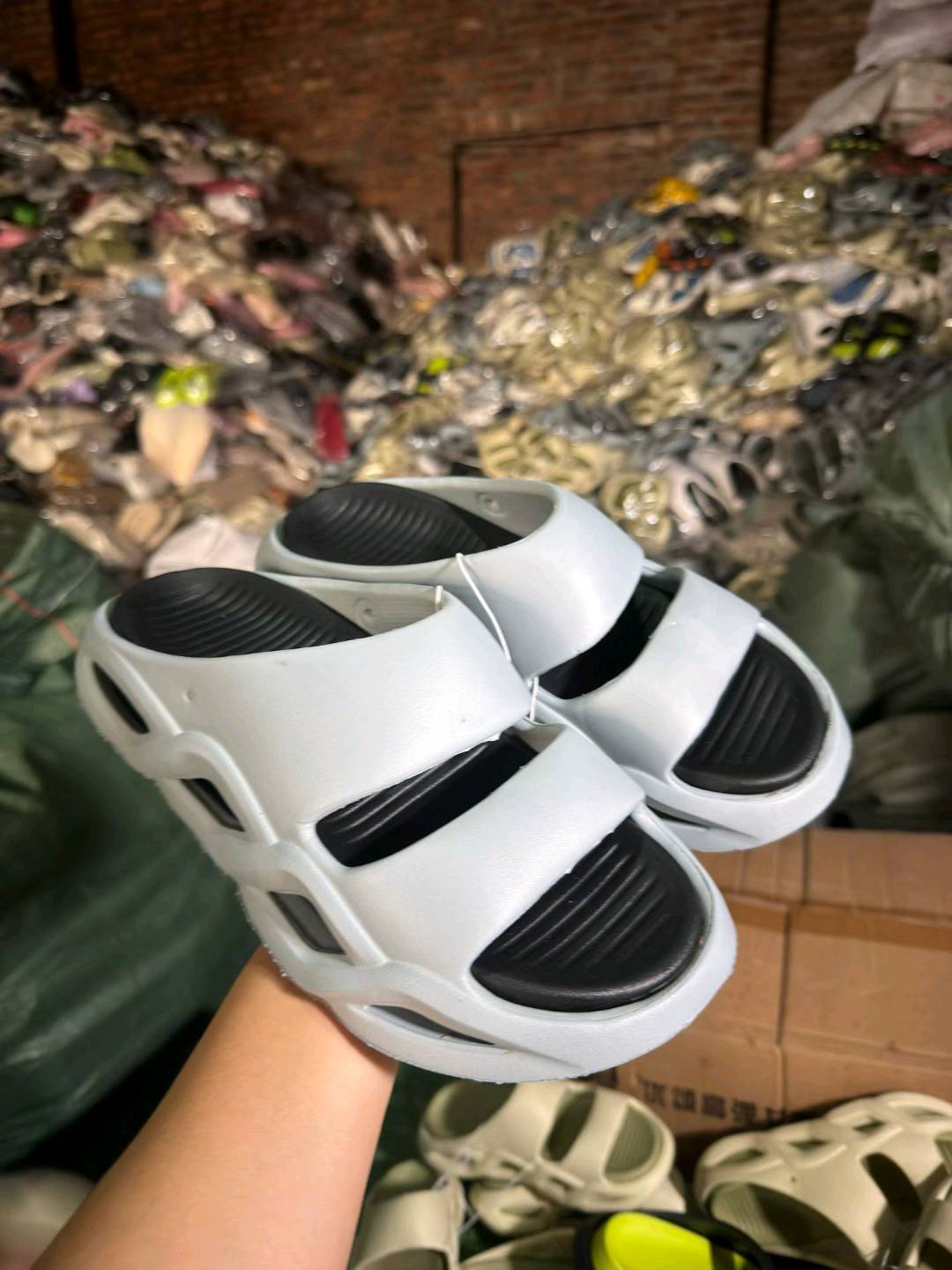 赵长智一手货源,成人拖鞋,袜子批发