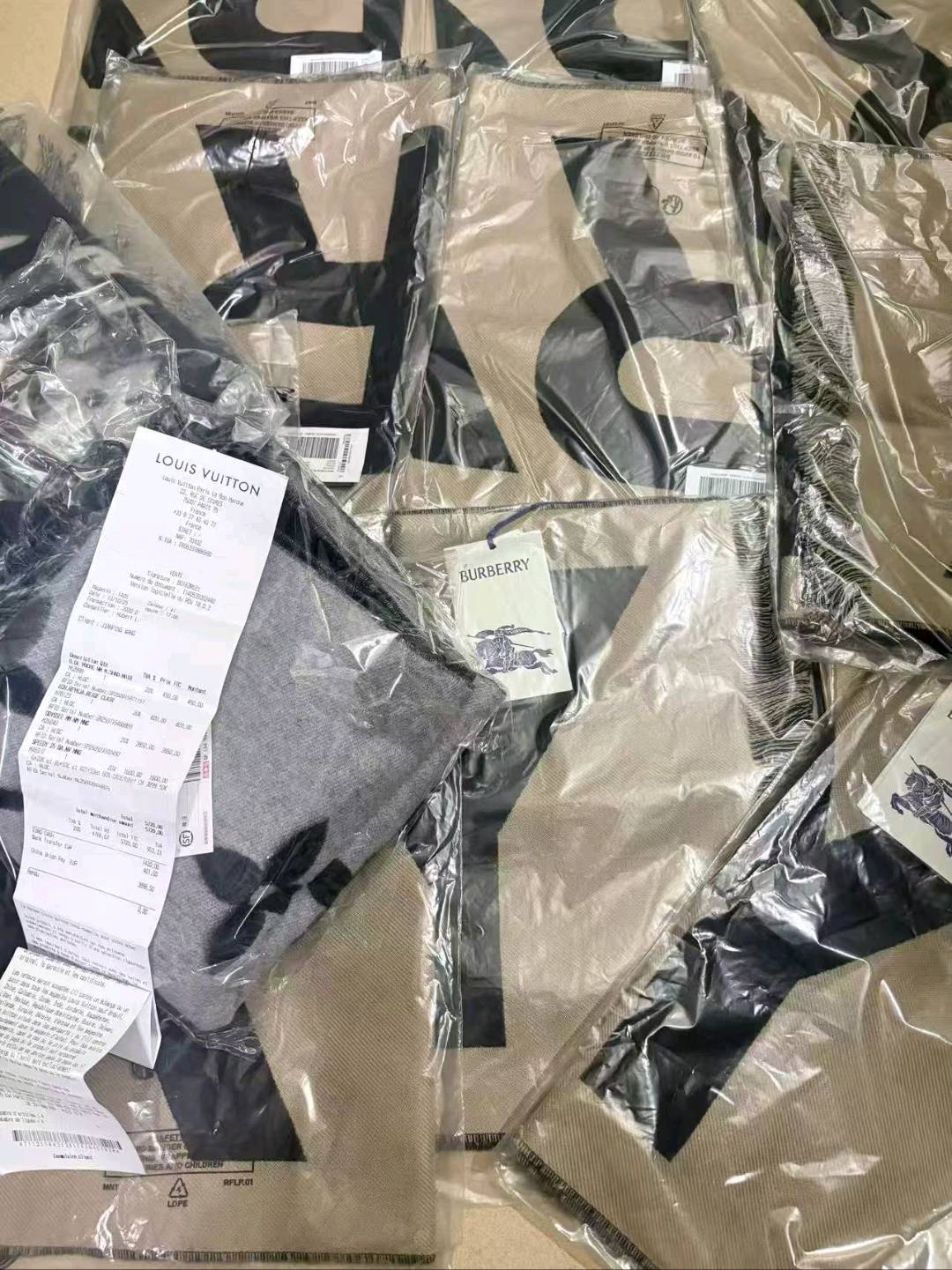 周志林寻找长期合作伙伴 得物搬砖奢侈品供应链