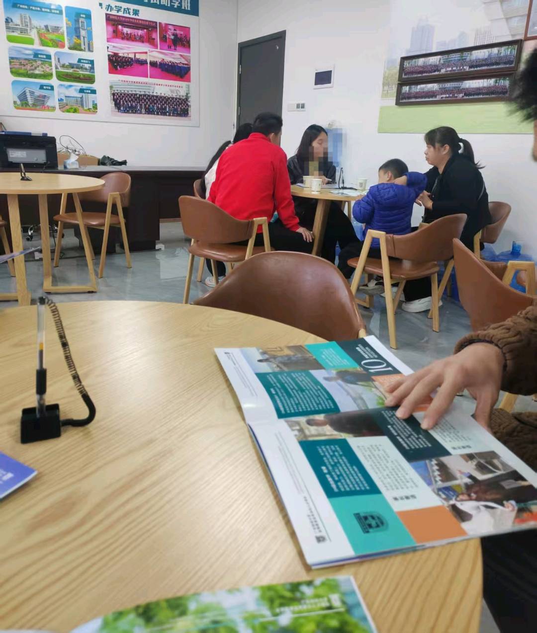 赵先生AI教育轻创业合伙人招募 拼6个月*带薪度假