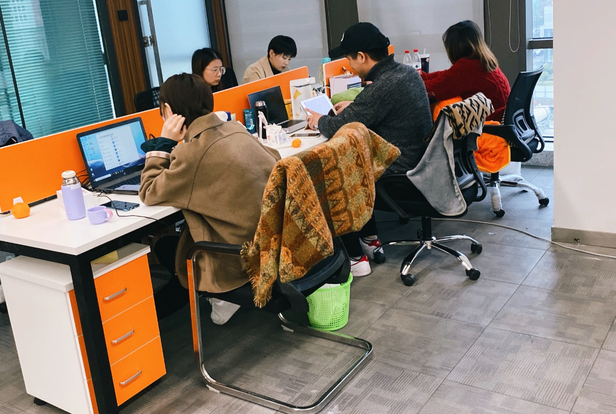 郝剑成其他供需广告变现，免费带，只需一部手机就可以轻松挣米