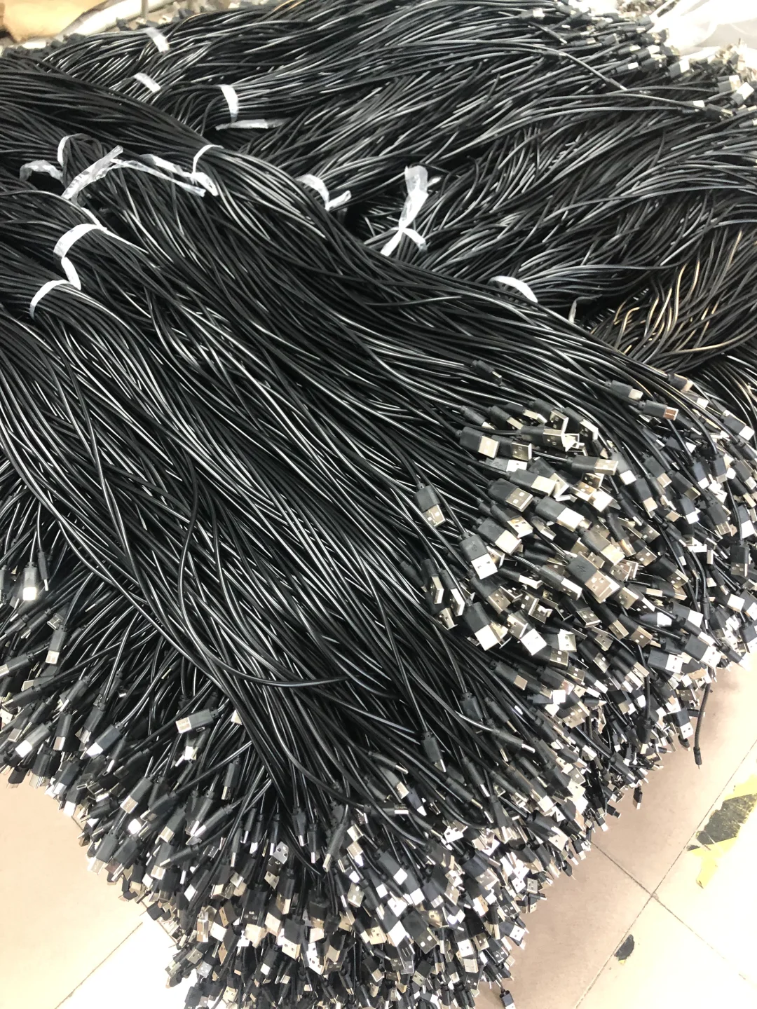 陈女士五金电子产品,销售,开发,合作