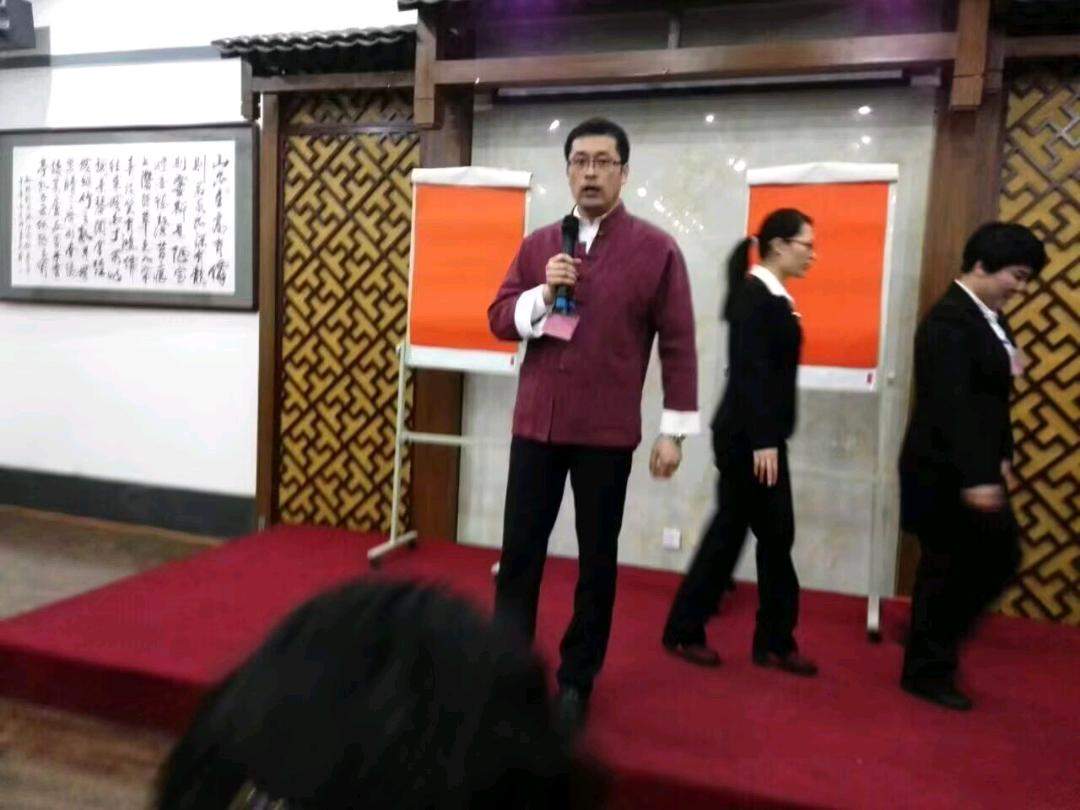 张力强异业合作扭转读书会项目，找教育公司或者教育文化相关实体店