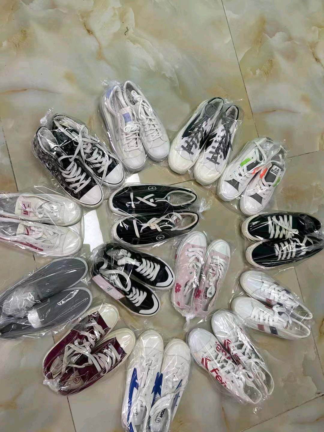 张先生品牌货源提供鞋，寻找地摊，电商老板