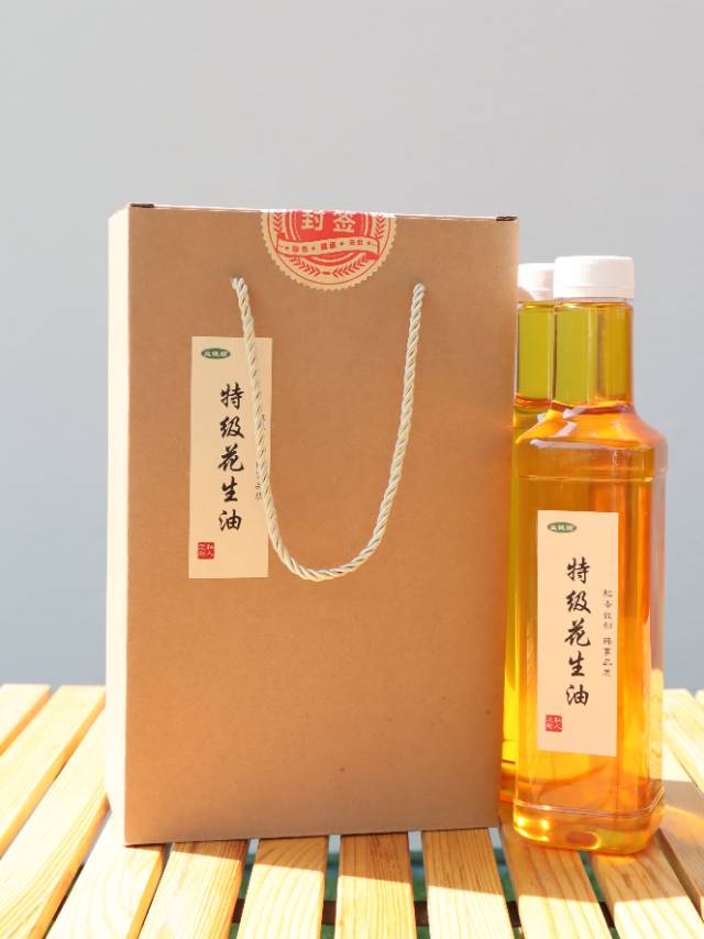 杨恒益健粮 纯正花生油，天府花生、柴火蒸炒、古法压榨、天然沉淀、零添加