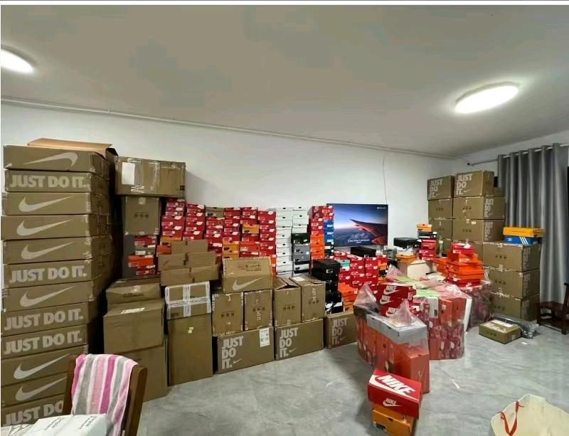 孟先生其他供需不囤货 不引流!得物无货源搬砖 流程简单易上手，稳定收益*日结