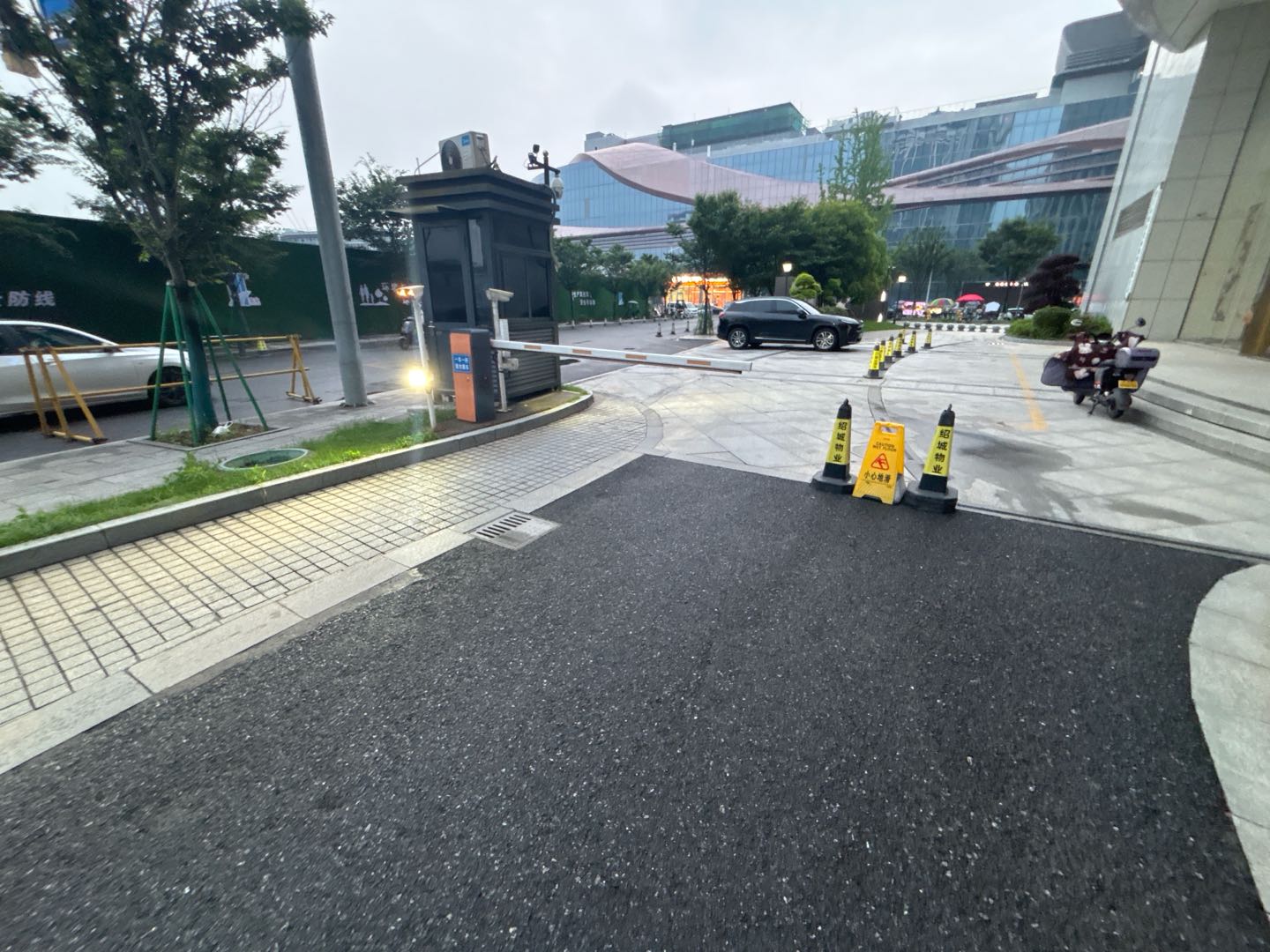 吴孟孟停车场巡检拍照 长沙台州南通武汉