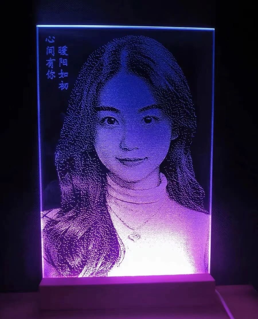 李惠鑫锤子画雕刻机