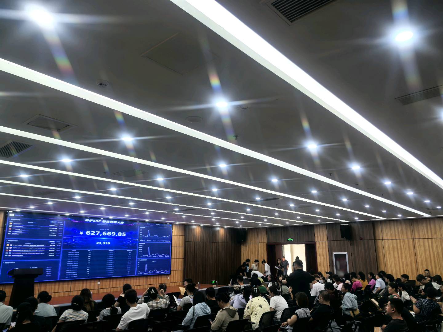 王先生其他供需寻渠道合伙人，提供Ozon跨境意向客户资源合作