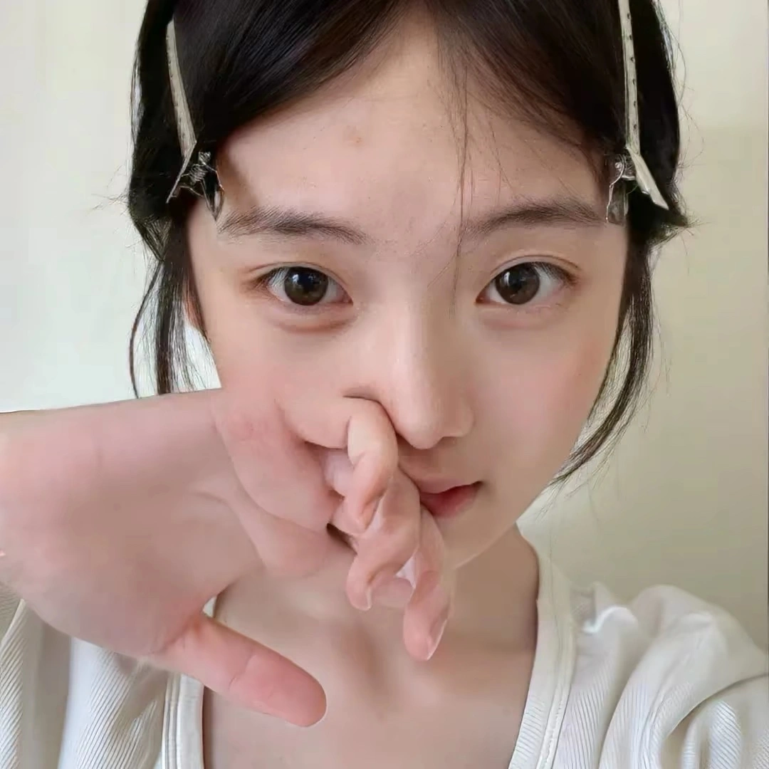 李女士