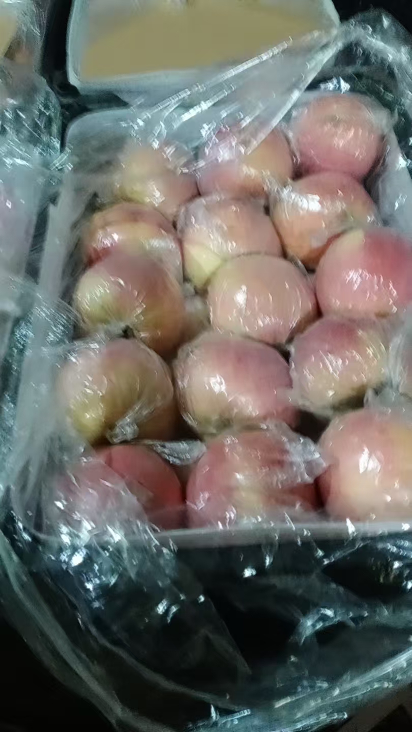 郭天赐品牌货源梨、苹果、桃*来就卖、