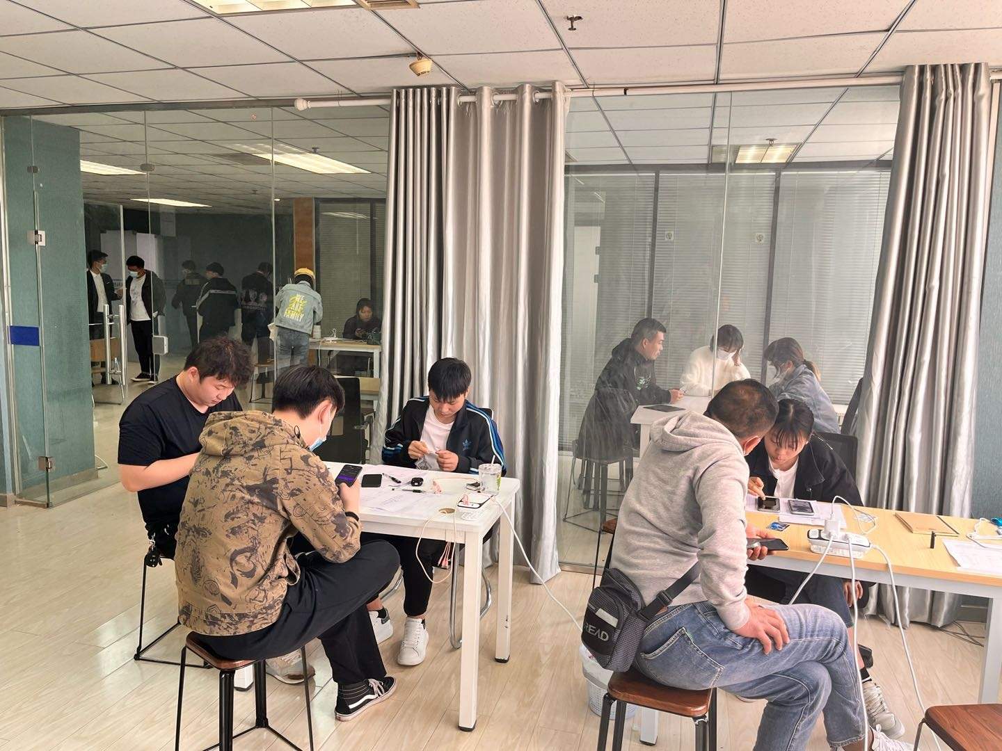 董文丹APP拉新全新模式全国找合伙人，个人团队均可公司位于河南郑州实地考察