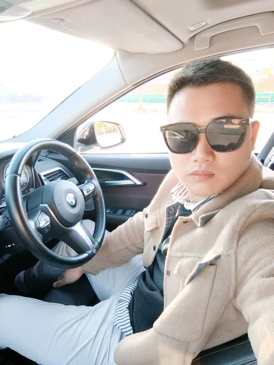 u客直谈实名认证葛先生