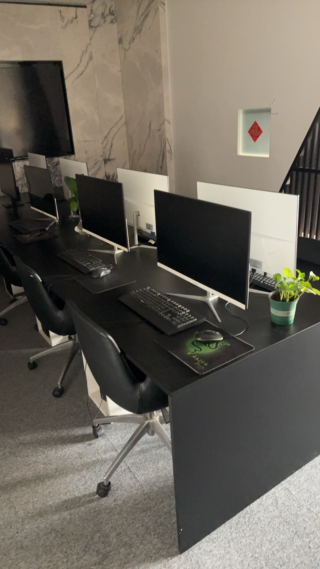 程传斌场地活动电脑 场地设施齐全 寻求互联网长期项目