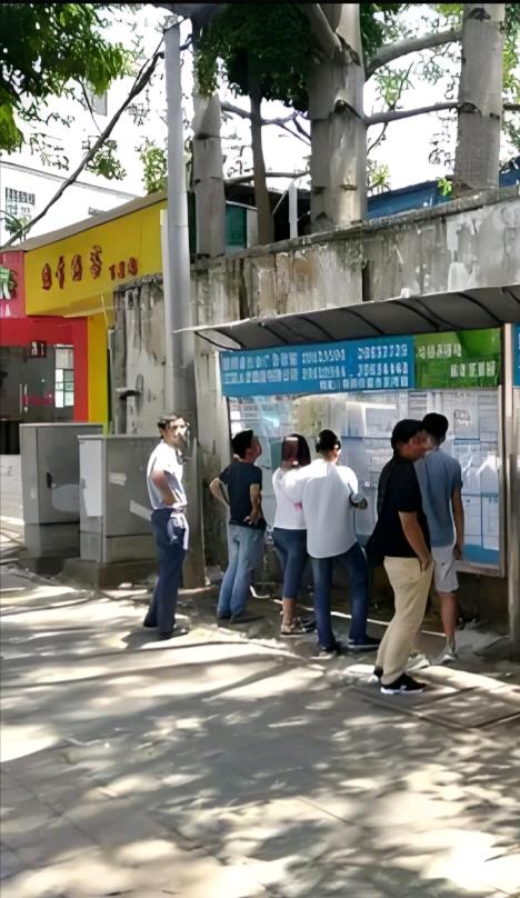 陈先生乙方信息全深圳，东莞，户外广告栏