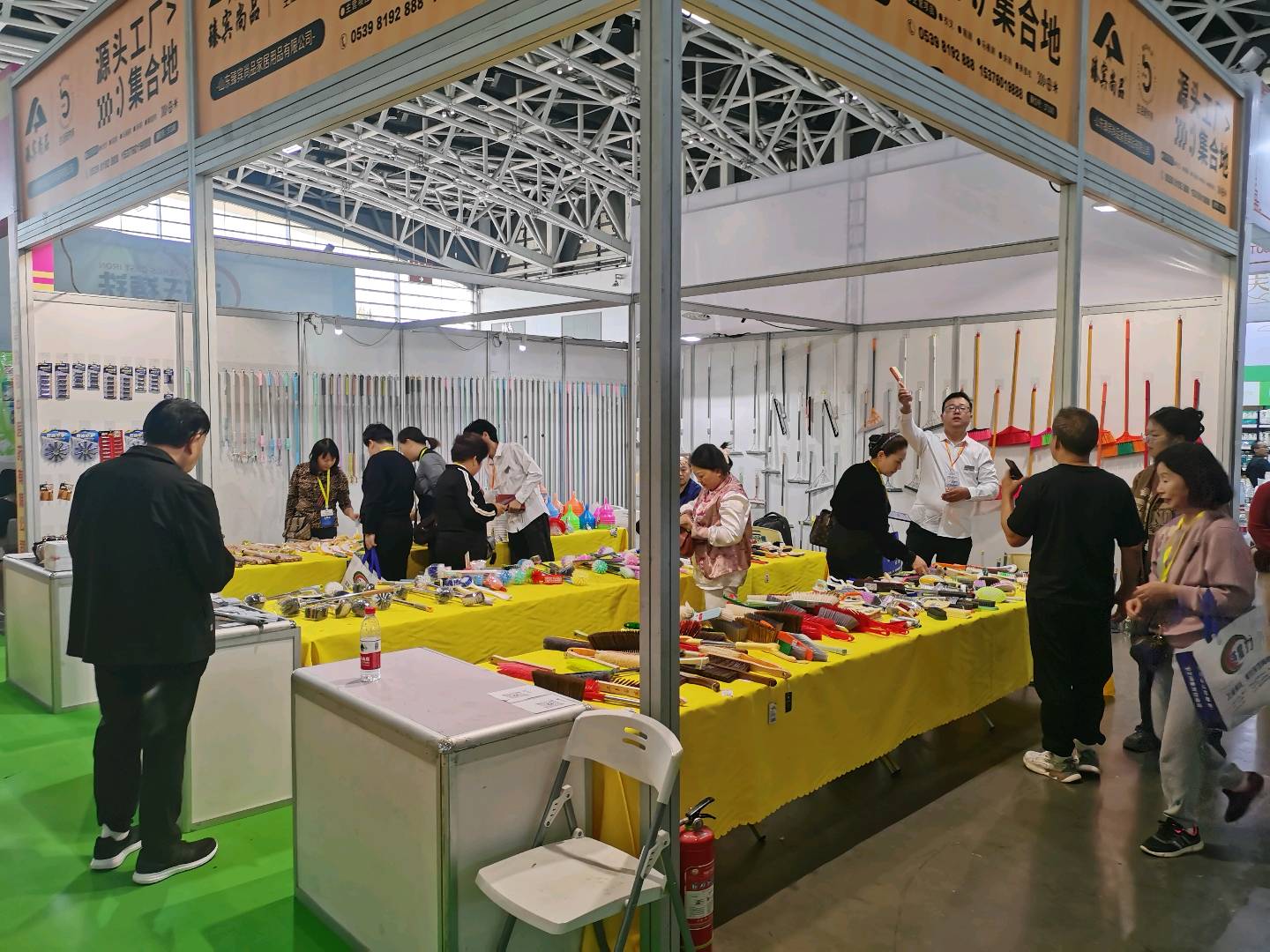 路玉虎品牌货源*子全系列厂家直供，低价走量，资质齐全，寻电商/批发/零售/外贸合作