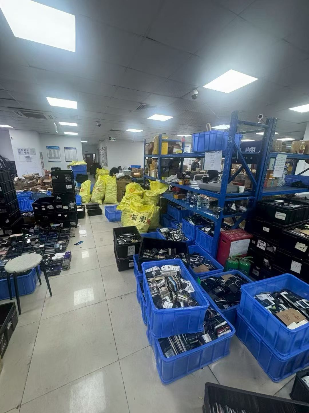 王先生其他供需高价回收报废手机有这方面资源可以联系