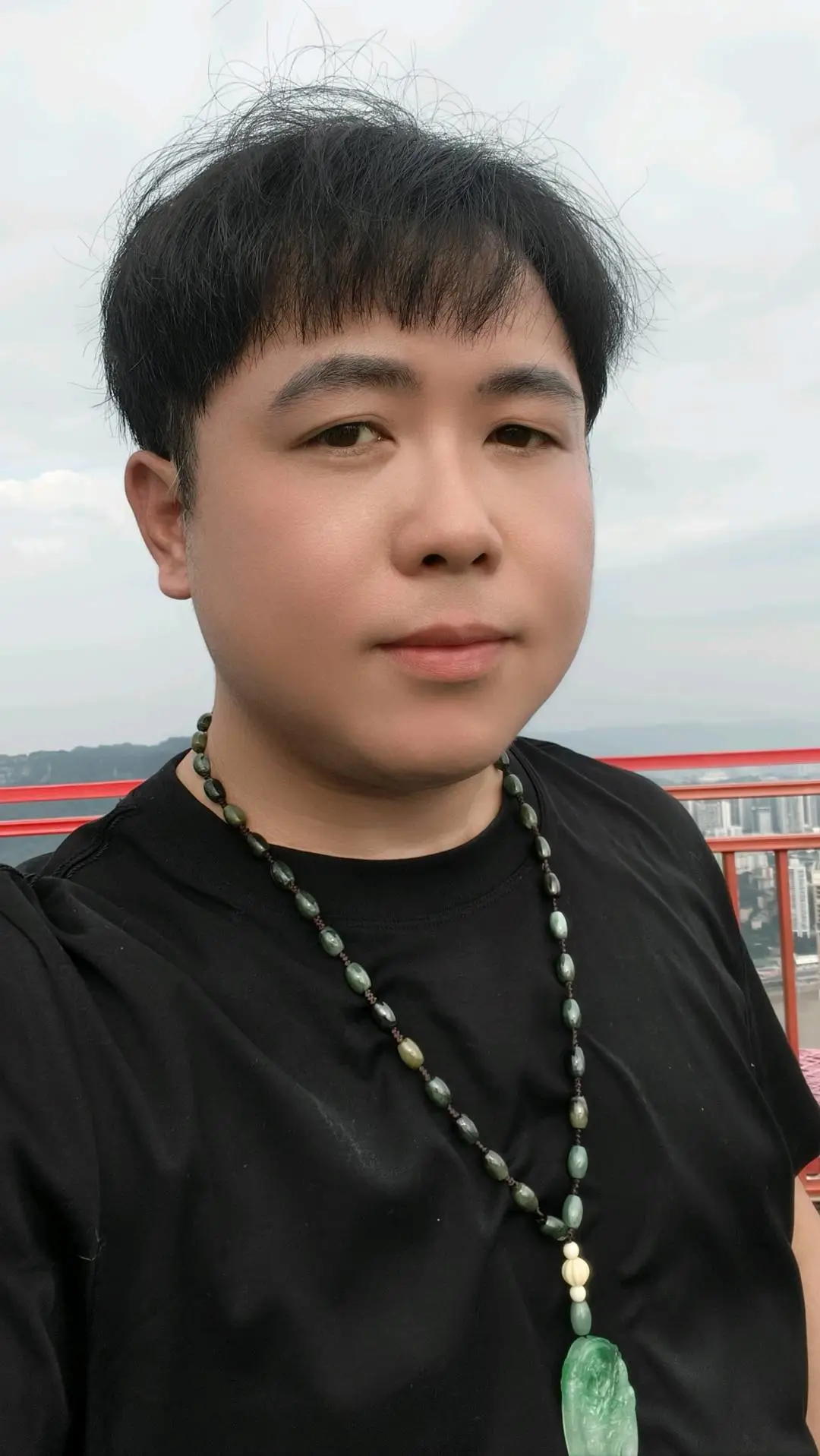 魏先生