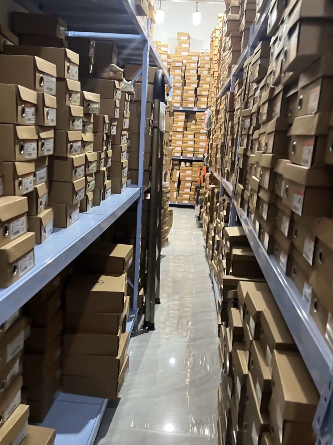 薛先生其他供需得物搬砖