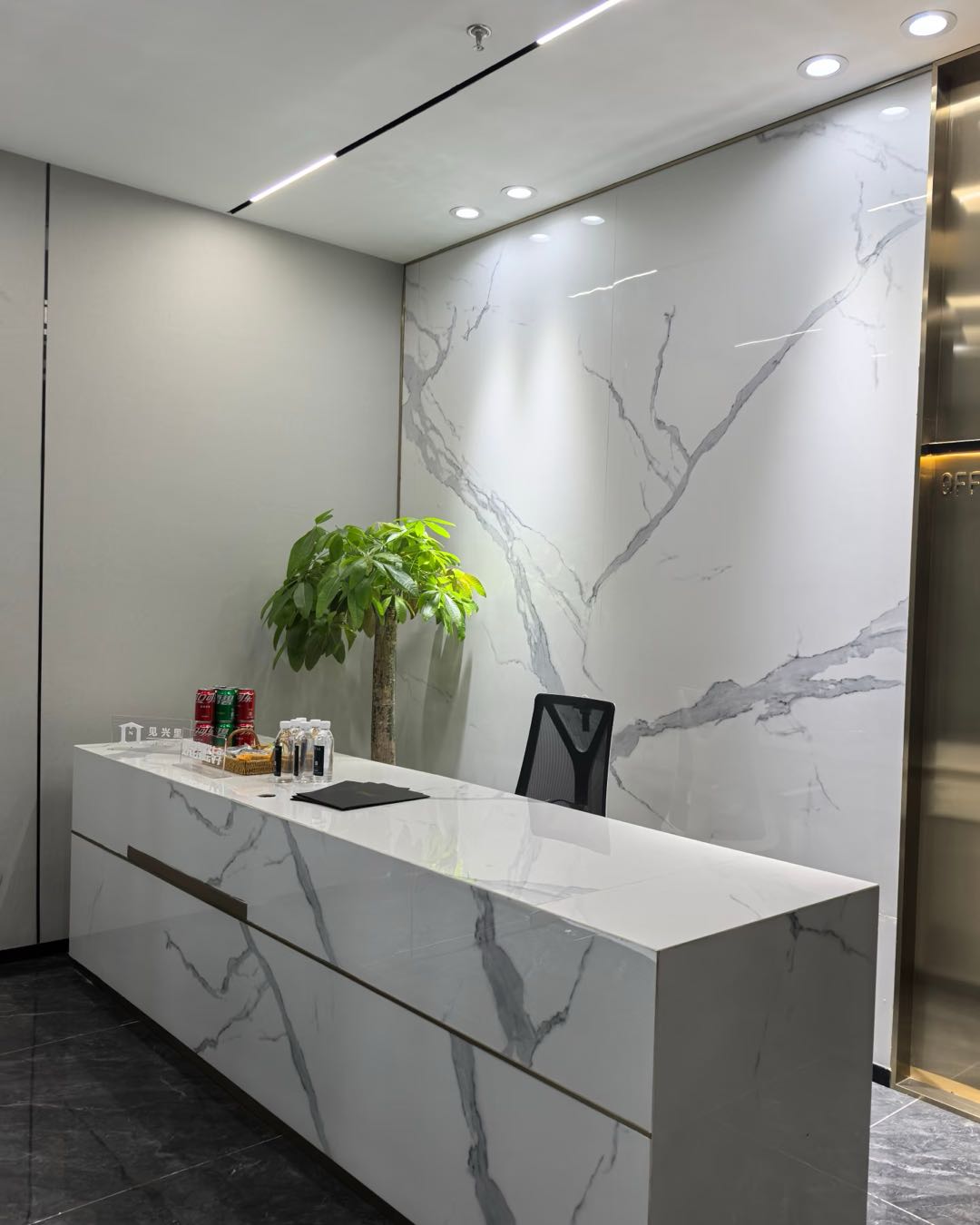 王女士其他供需海外短视频搬砖，有电脑就可以做，日结*，全程免费