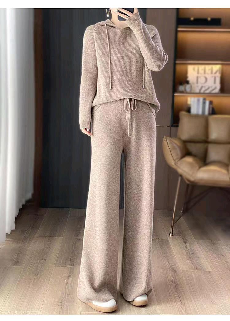 齐月光提供针织窄版直筒阔腿裤