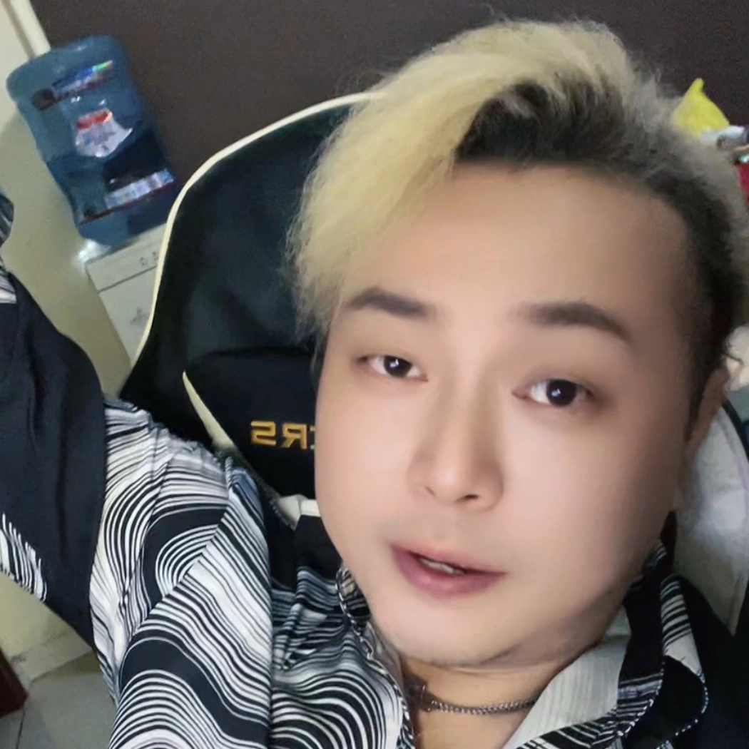 陈永健头像