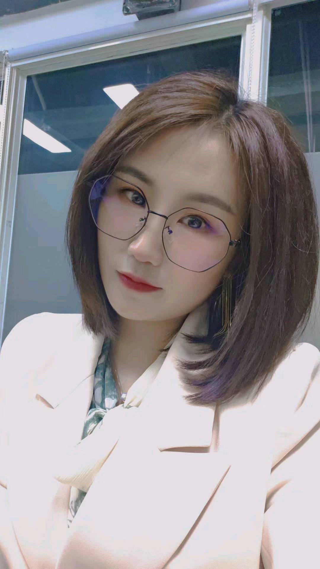陈女士