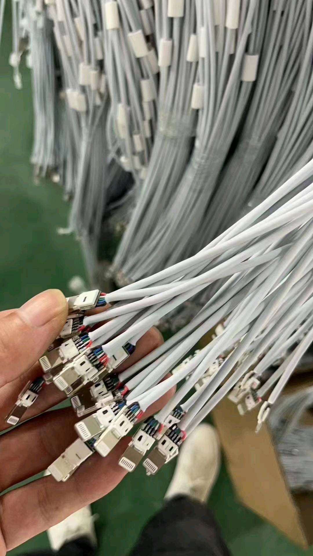 丁攀20W，120W 英规什么的质量都有，量大从优