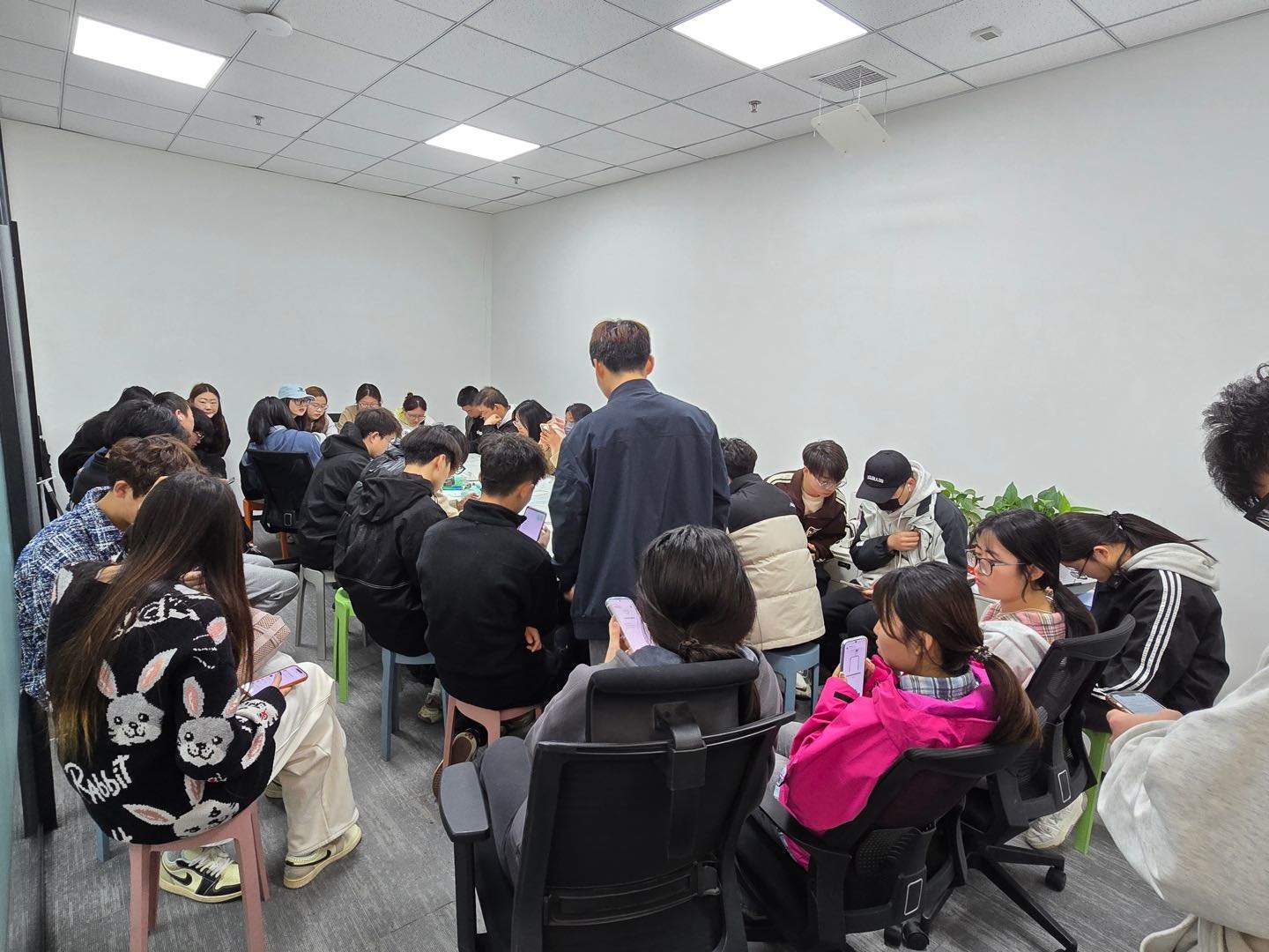 崔女士找合伙人