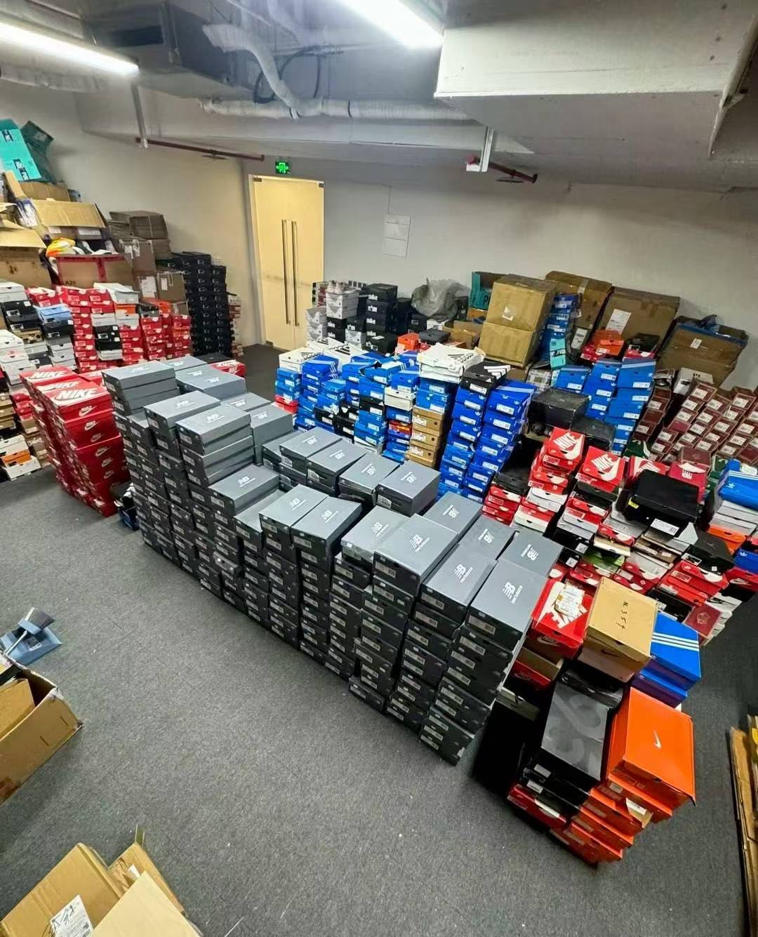 张先生其他供需得物搬砖新项目！无门槛！免费带！一单利润500/800+，上进者来