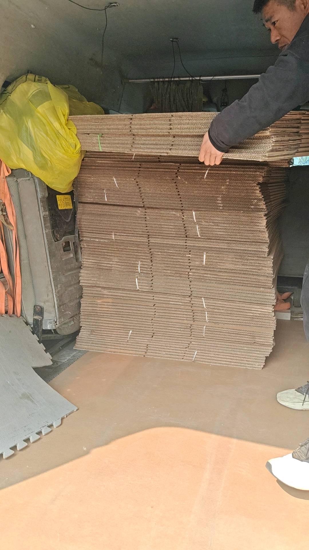 杜飞北京福运华腾搬家：日式搬家、家具安装、同城搬运服务合作