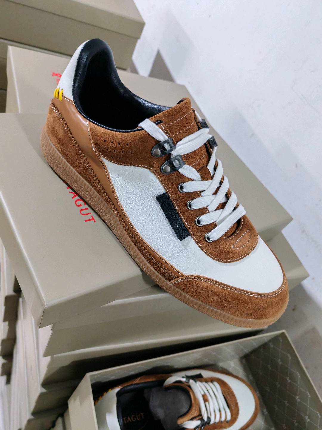 李斌找合伙人自有男鞋工厂寻求高端供应链与主播合作，提供时尚男女鞋产品