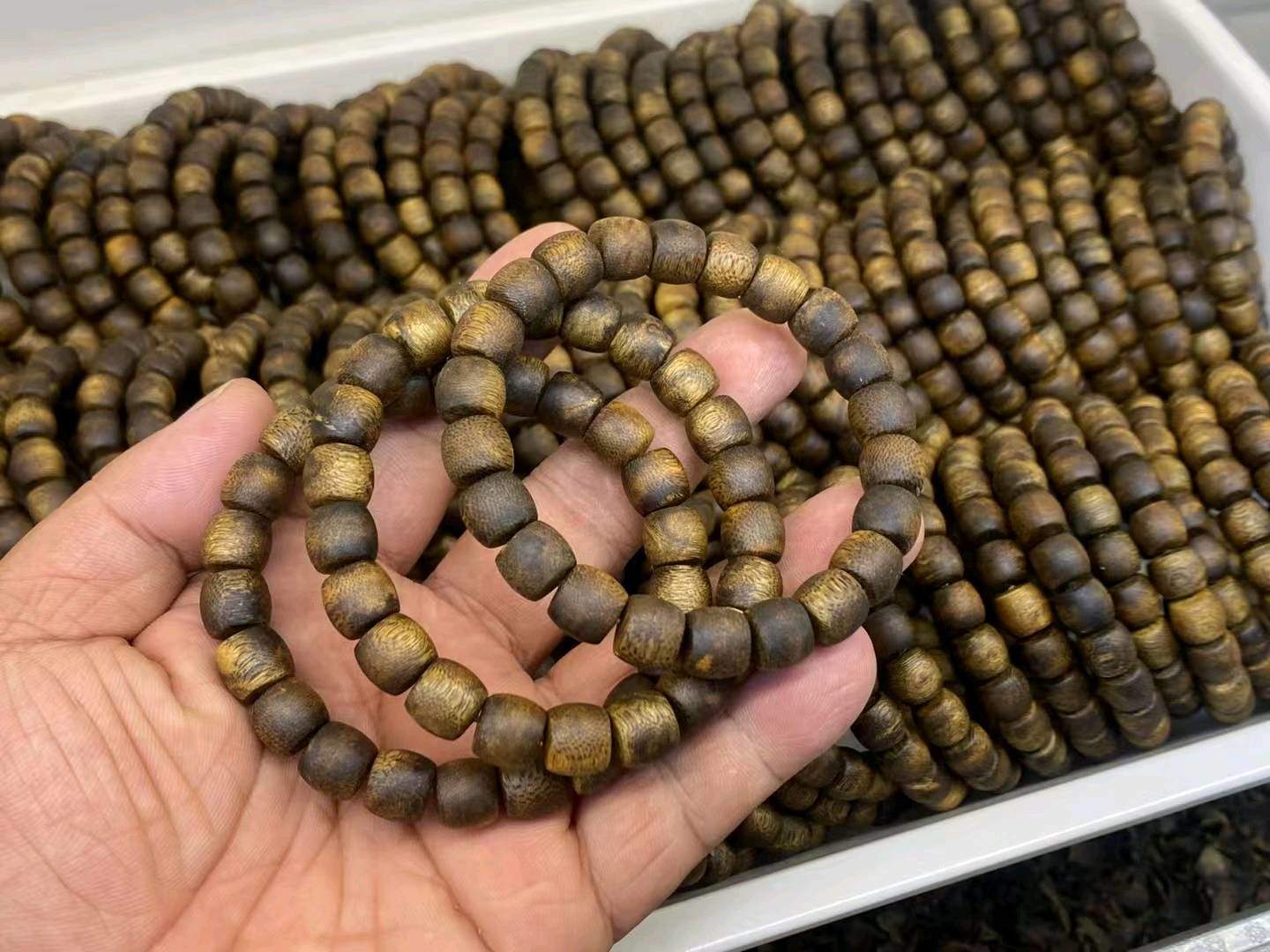 蔡先生奇楠沉香工厂一手货源，寻找销售合伙人