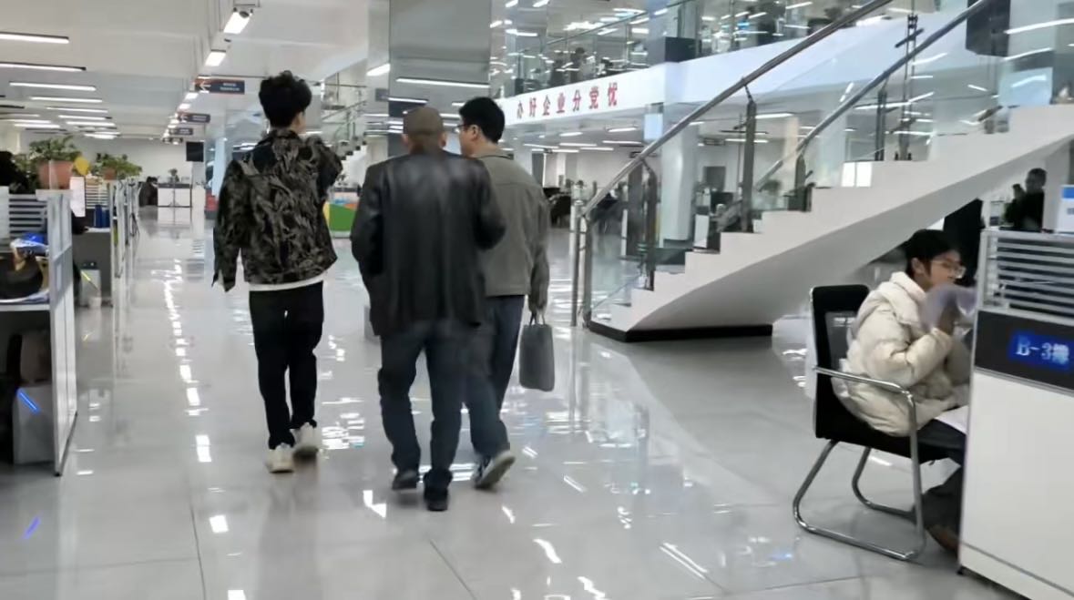 孙燕妮找合伙人9800元加盟客服外包，寻靠谱伙伴