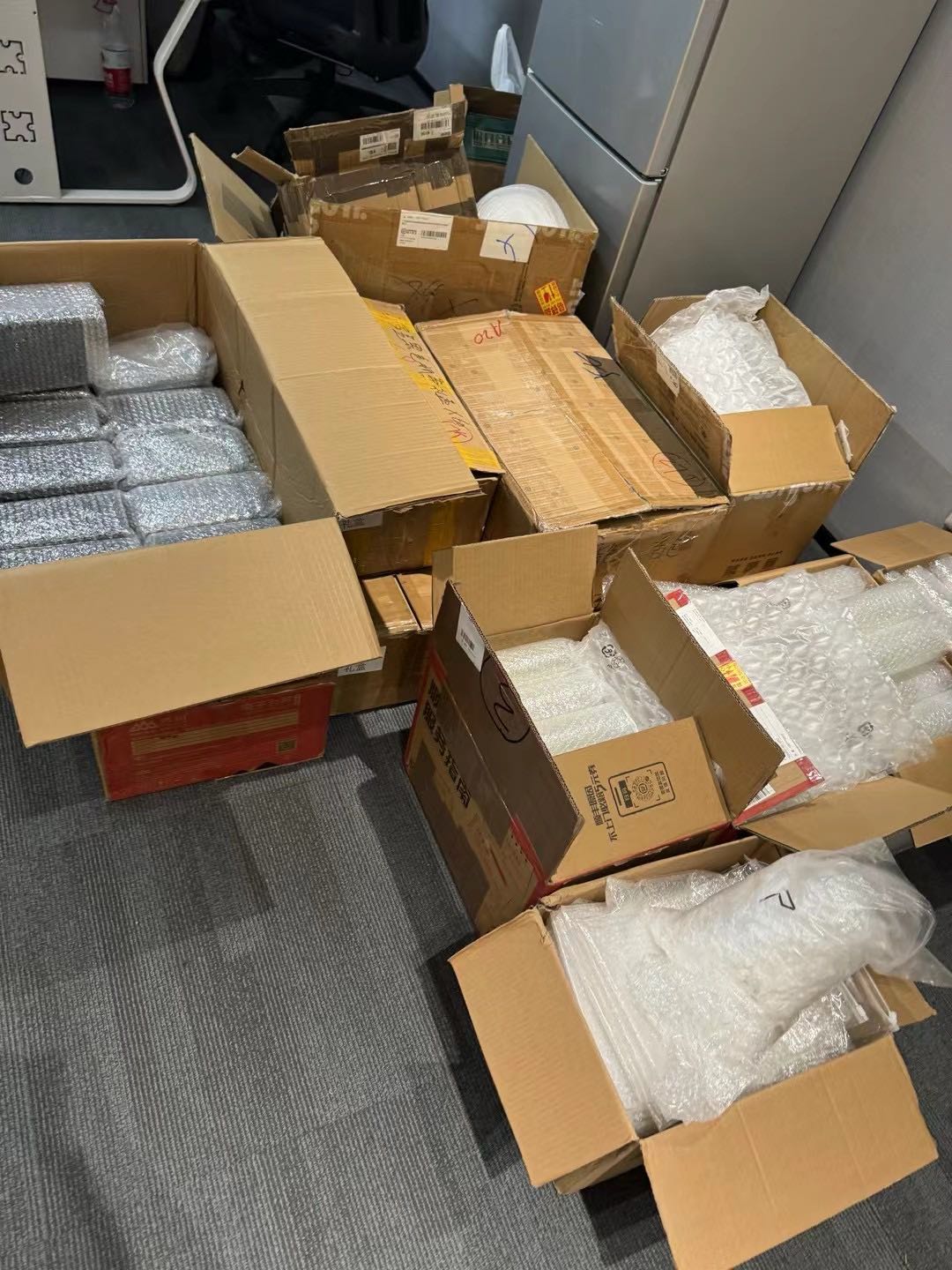 俞海斌得物搬砖美妆国内香港一手货源 0基础照样可以上车