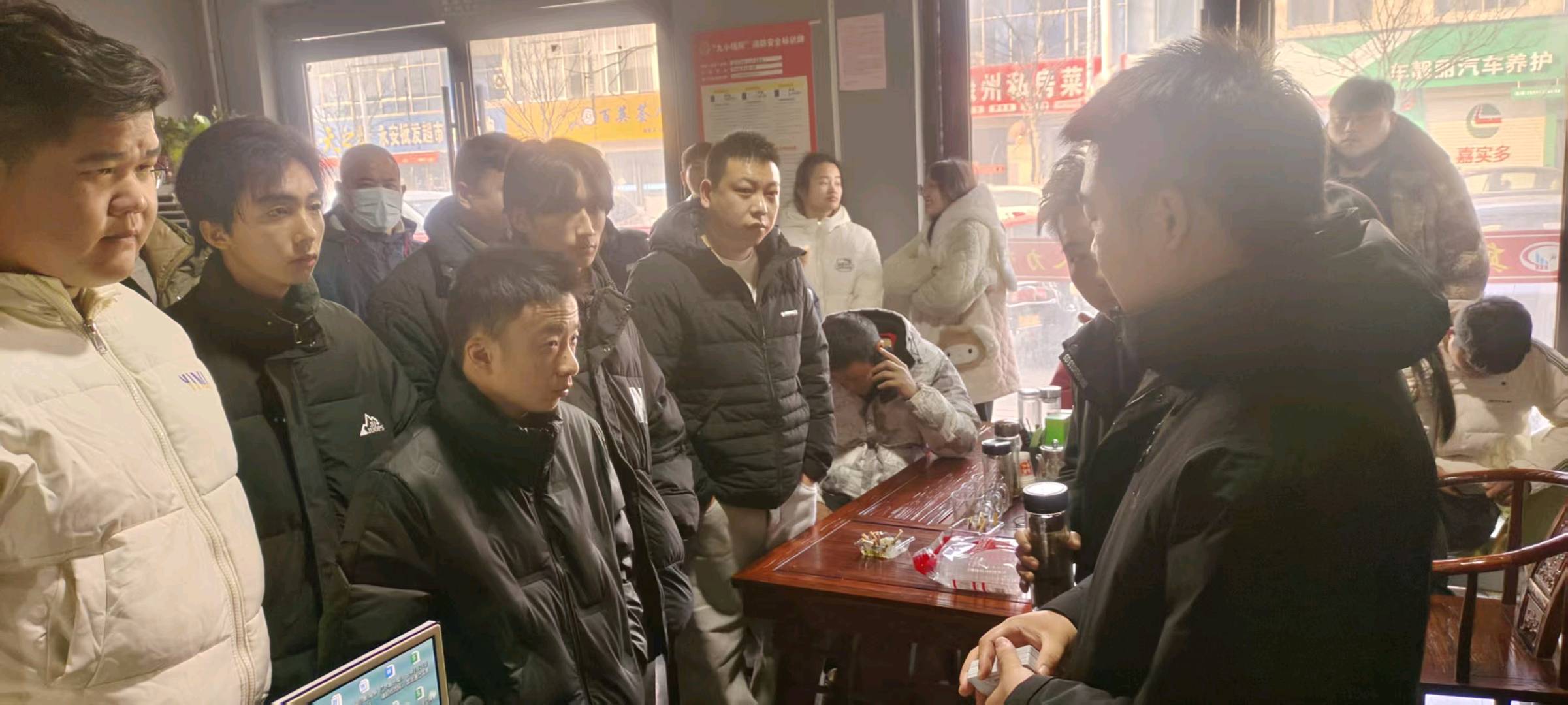 张海莲推广团队一首渠道，低投入，高回报，拥有市场所有资源月入10万➕，适合副业创业