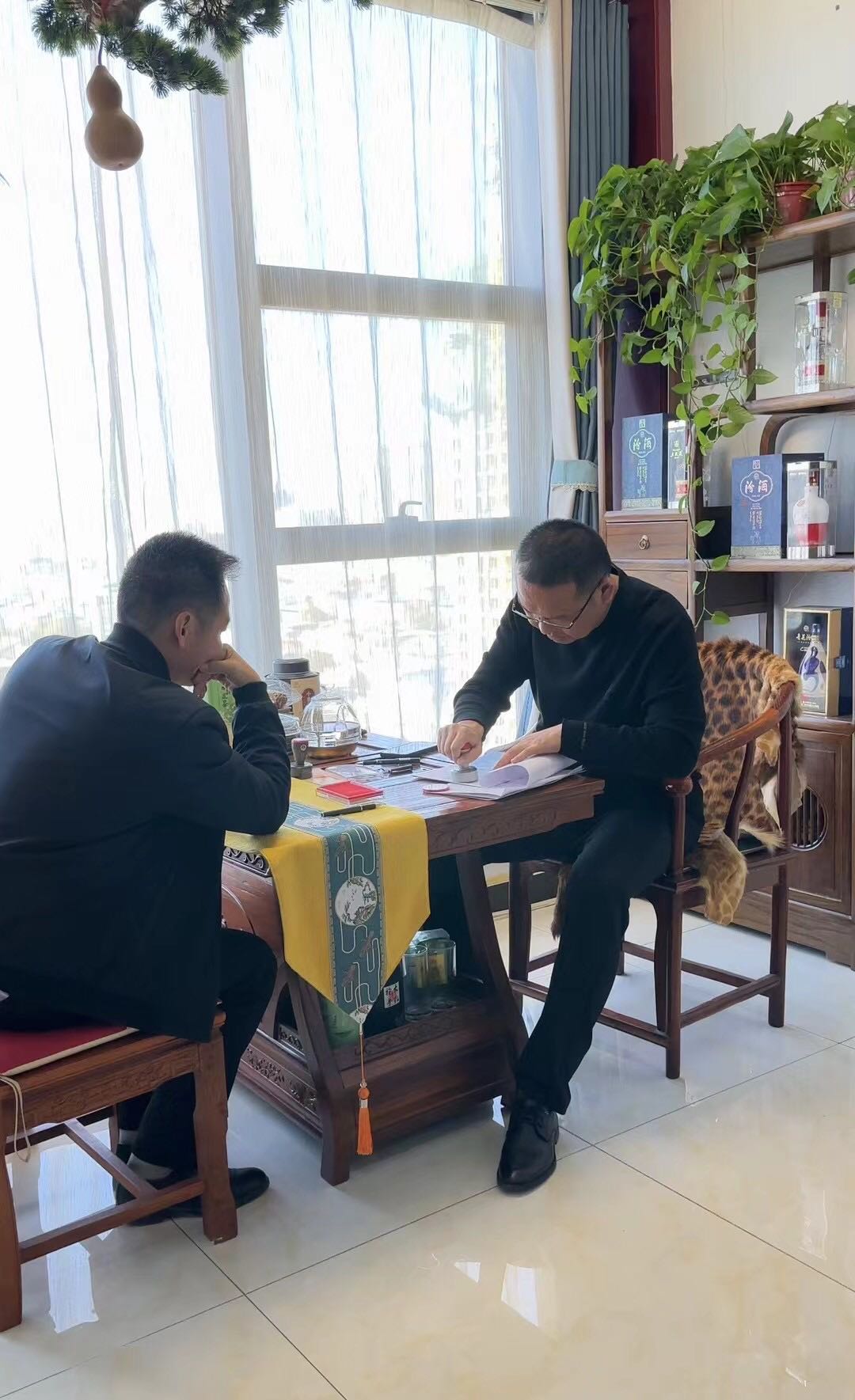 刘先生找合伙人0投入、游戏变变先有收益在合作、单人产值高官方渠道独立后台有保障日结