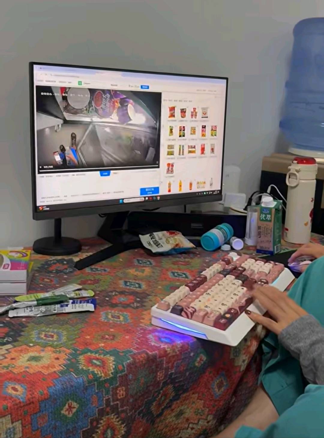 倪琳琳其他供需无人货柜审核视频标注
