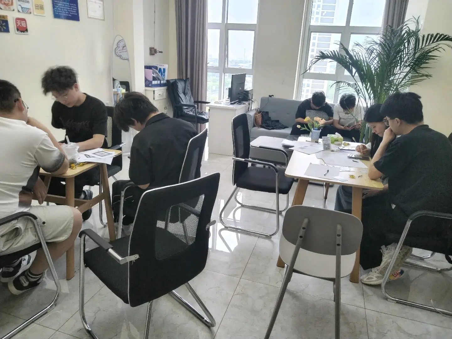 王亚飞找合伙人
