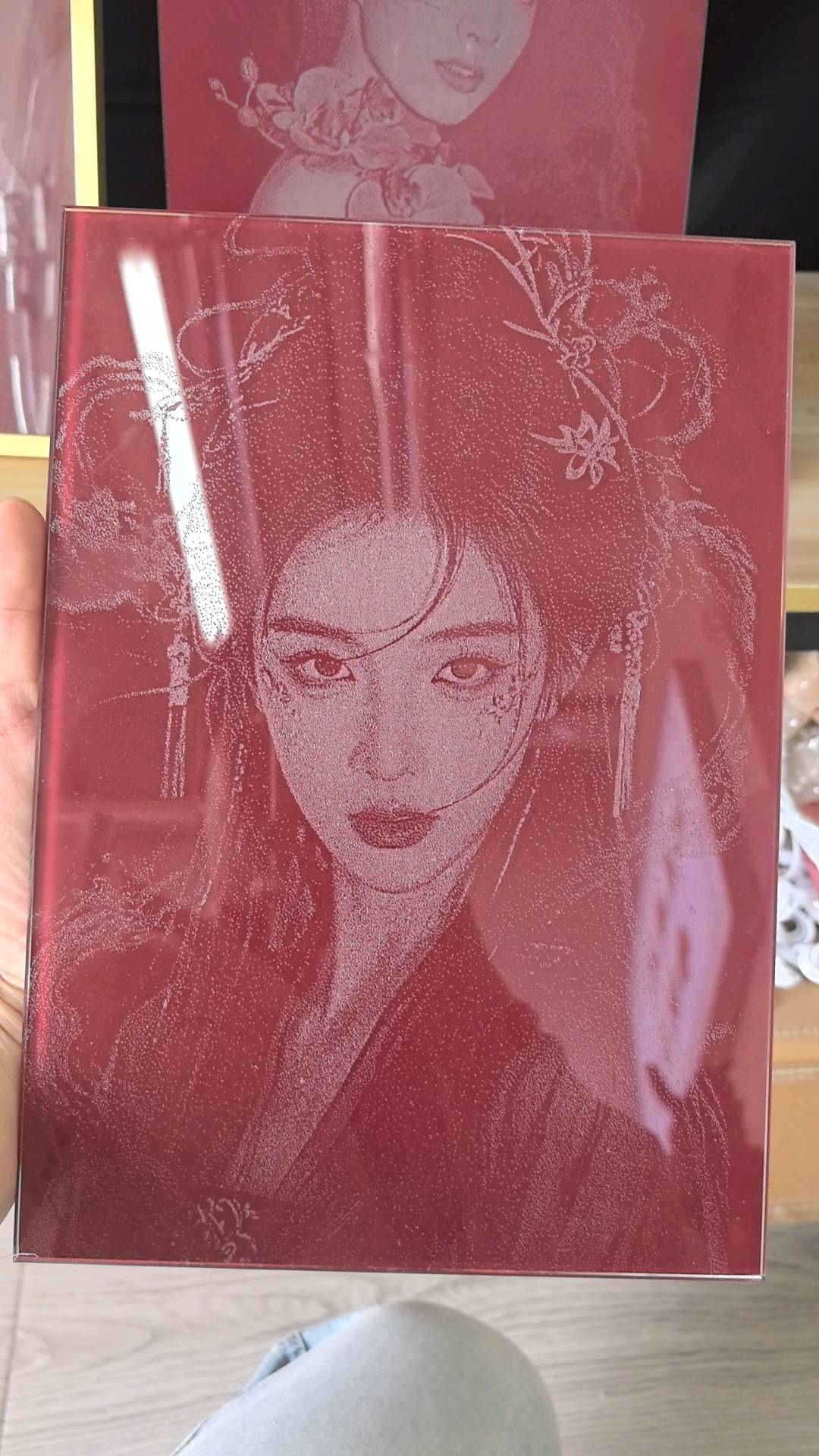 万德乾玻璃画锤子画定制摆摊创业