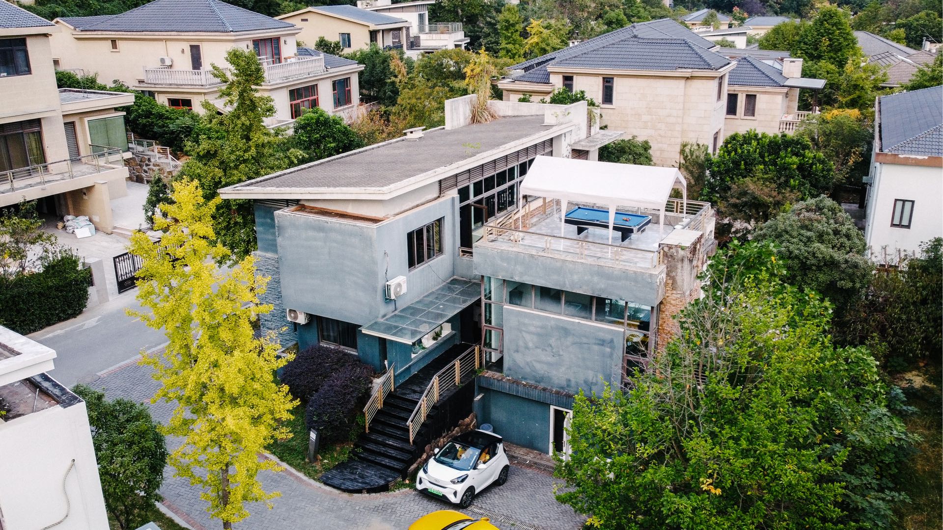 陈女士场地活动提供别墅轰趴资源，寻求杭州团建聚会、大学生、企业资源