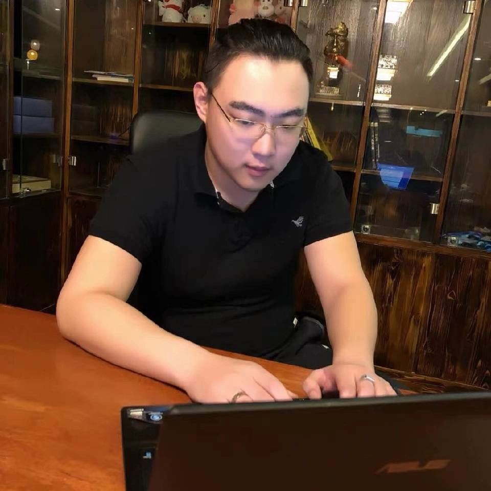 王先生