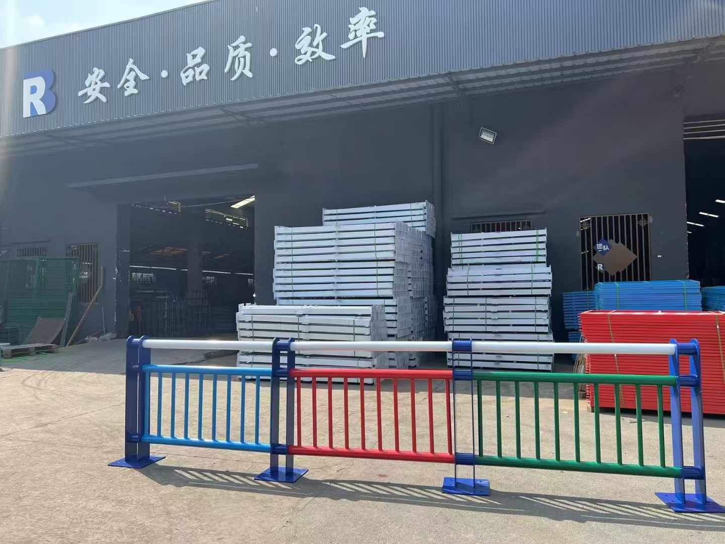 常正军品牌货源各种护栏 广东护栏工厂 铂瑞护栏