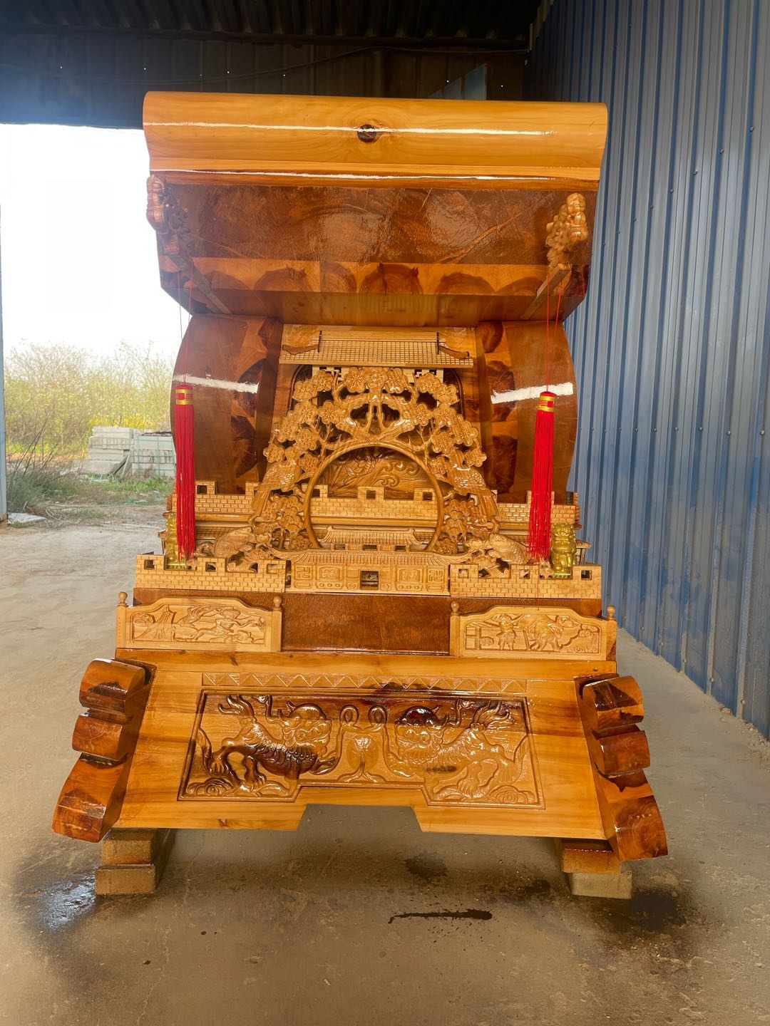 管龙寻找寿材销售长期客户