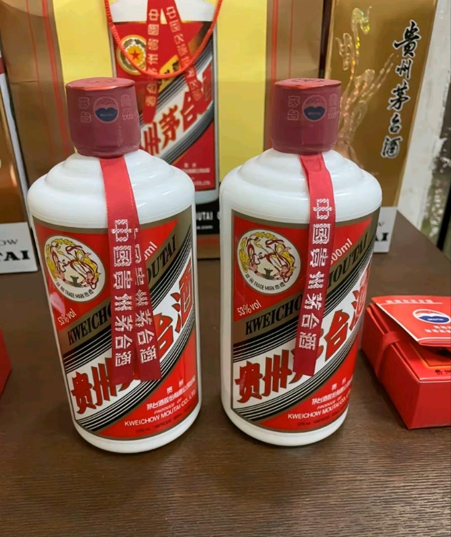 李先生品牌货源头部品牌白酒，低于市场价
