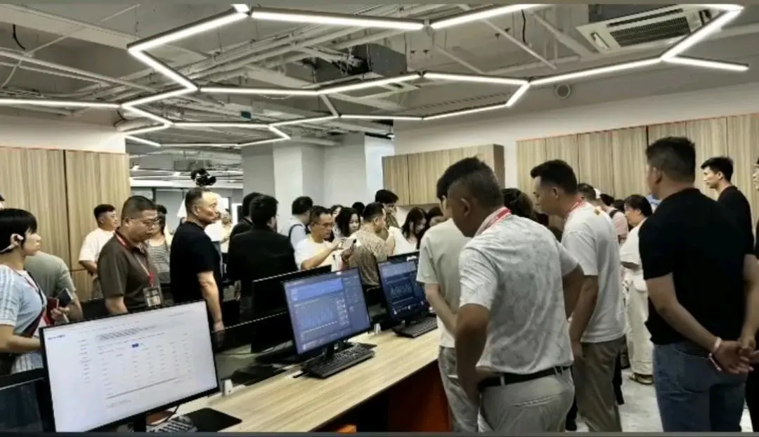 姚铁找合伙人